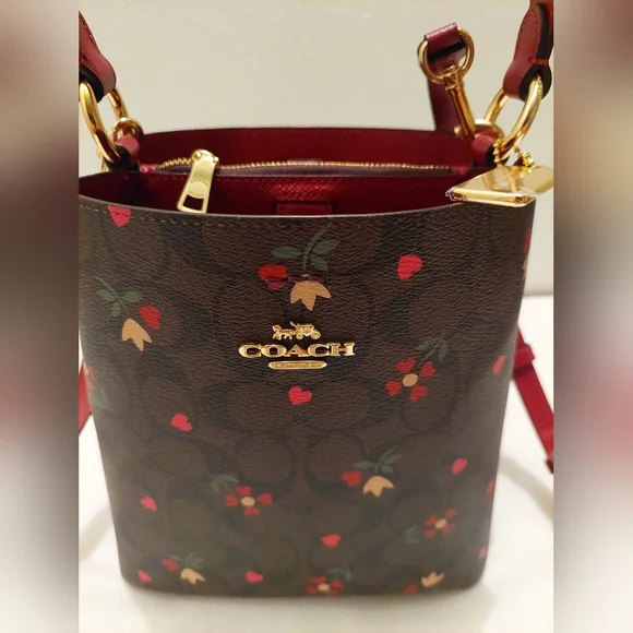 Coach New York Red Leather Floral Tower Crossbody Handbag No K2179-C7975 - Picture 2 of 10
